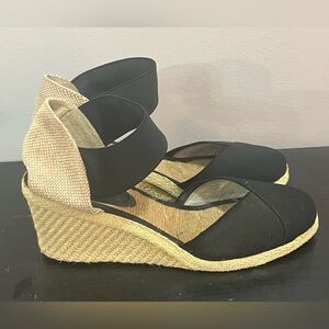 Ralph Lauren Black and Tan Charla Espadrille Wedges size 7